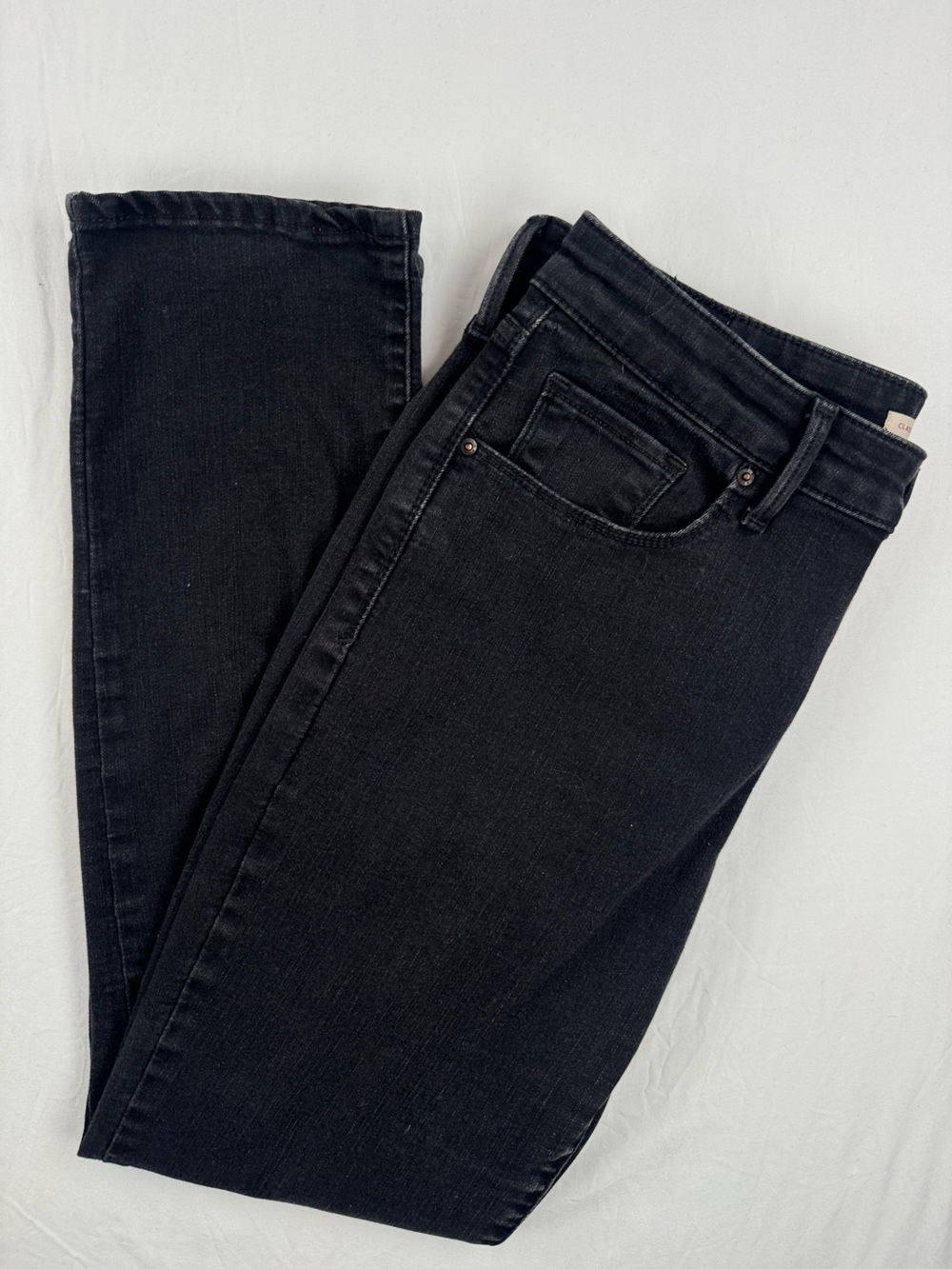 Levi's Classic Mid Rise Skinny Black Jeans - Picture 4 of 8